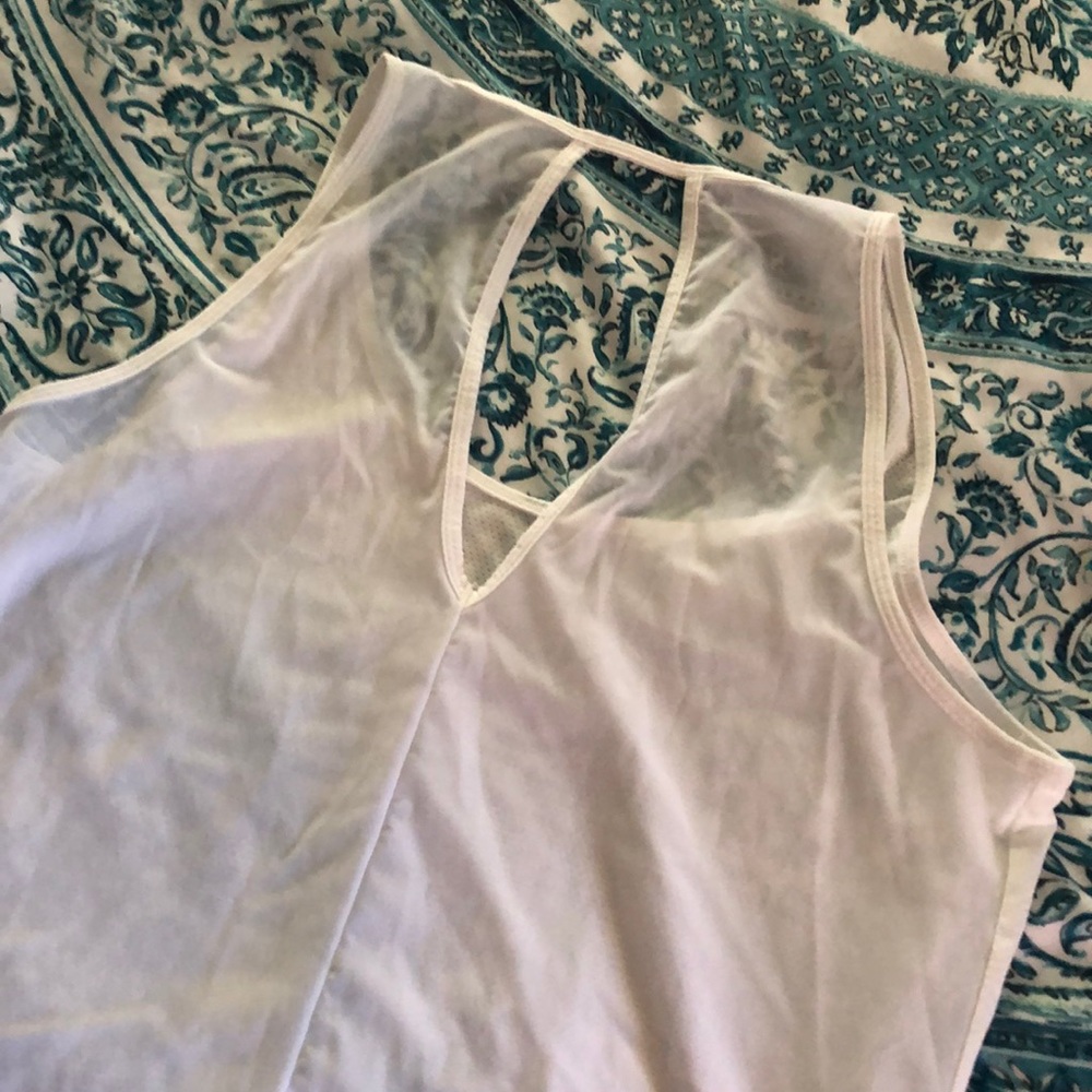 Fabletics Work Out Tank - Picture 2 of 2